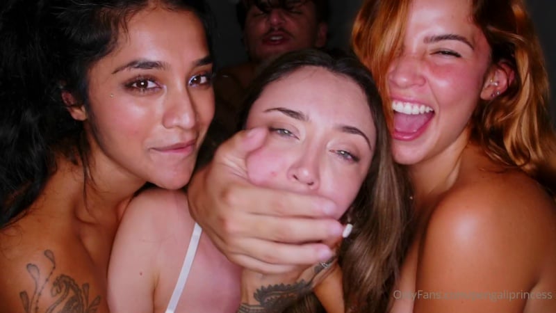 Agatha vega, yasmina khan, catherine knight angels can't get enough of victor ray [foursome, orgy, hardcore, creampie]