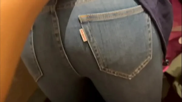 「声だしたらバレるよ…」ネットカフェでSEXで喘いでイキまくるカップル。