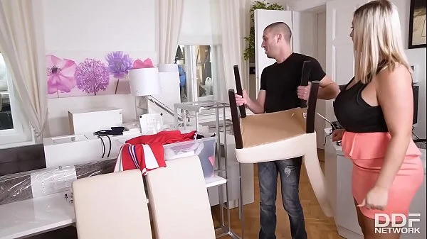 Nana Ninomiya gets fucked and made to swallow